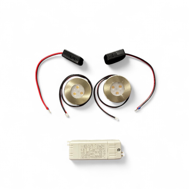 Franke LED-valaisinpaketti, sis. muuntajan, liittimet ja 2 LED-spottia